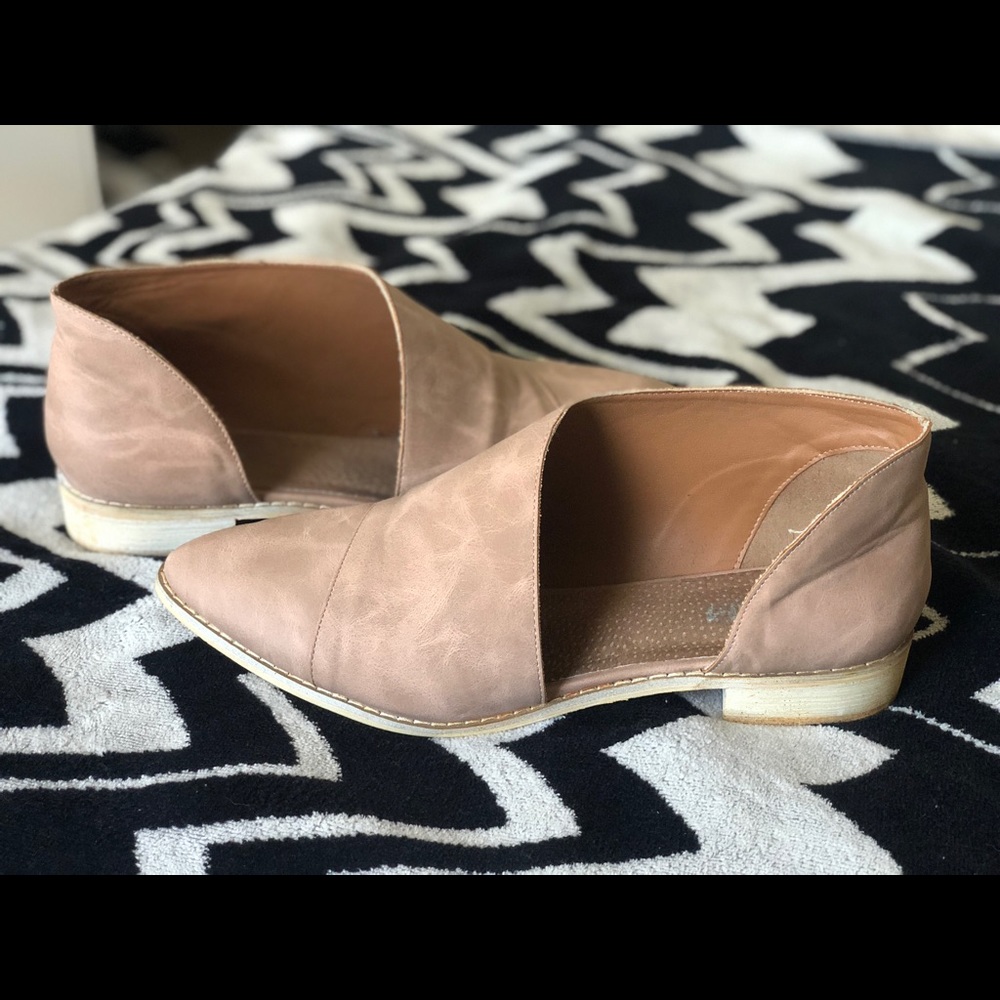 Cut-Out Bootie - Blush Pink